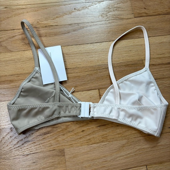 Matthew Bruch Kimmie Colorblock Triangle Bikini Swim Top Sz S (2) Cream/Oatmeal - Picture 5 of 9